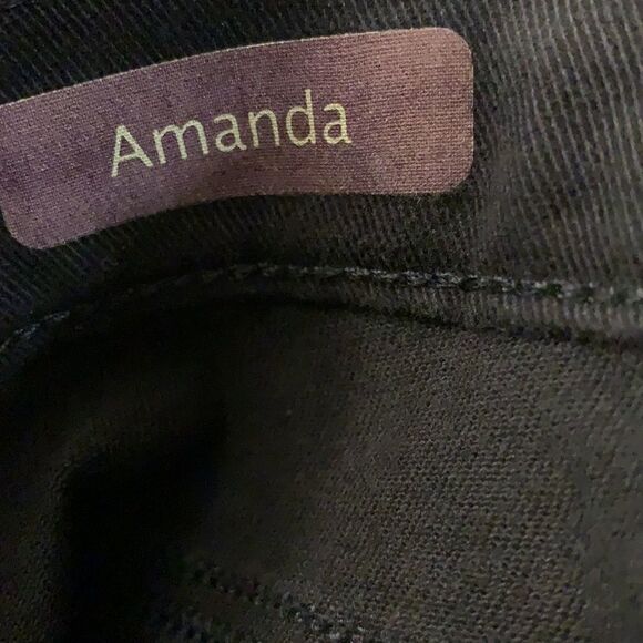 Gloria Vanderbilt Amanda denim jeans - size 14 black - Picture 9 of 9